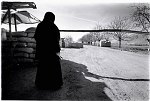 Malika stands at a Road block, because of her documents she is not able to leave the military zone, Malika lost her son during the war and tries to meet with other woman who had the same experience.<br>---------------------------------------------------<br><br>During some period , Chechens have been using the Georgian area of the Pankisi valley as a fall back base for their war inside Chechnya, training  recrutes and medical assistance were all possible because the Georgian government was not able to control the area.<br>Since a few month's things have chanced, because Russian pressure forced the Georgian Government to take steps with Russia's assistance.<br>After this decision life has totally changed for the remaining Chechens, many fighters have left into Chechnya, others hide and the thousands of refugees from Chechnya who are still there, experience the Russian/Georgian cooperation the hard way, but with remarkable strength they live on.<br>Man are being arrested and questioned , if they show up at checkpoints, and road blocks seal the valley from Georgia as well as Chechnya.<br>Georgian locals are close with Chechen culture and don't want to cooperate with Russian secret police, who they see as their common enemy, but the many soldiers from Tbilisi are in control of the area.<br>